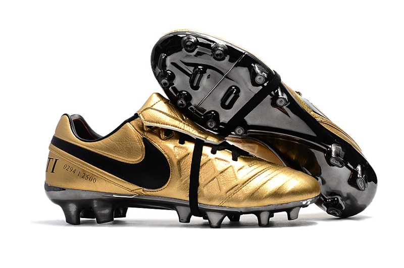 2017 Nike Tiempo Totti X Roma - Metallic Gold Black Team Crimson Right