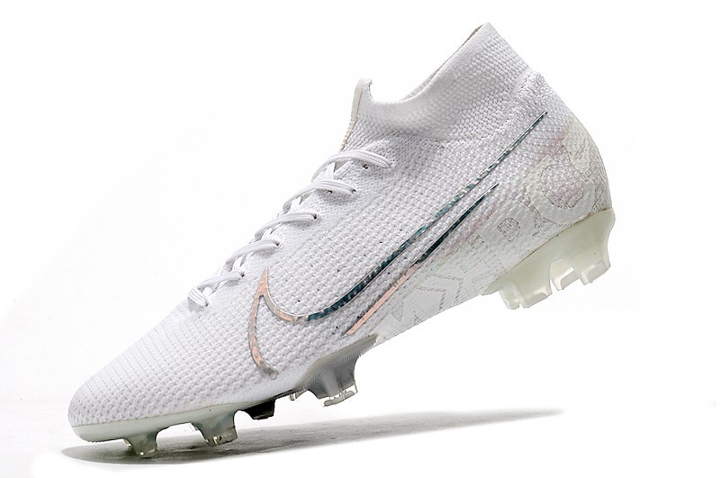 nuovo white nike cleats