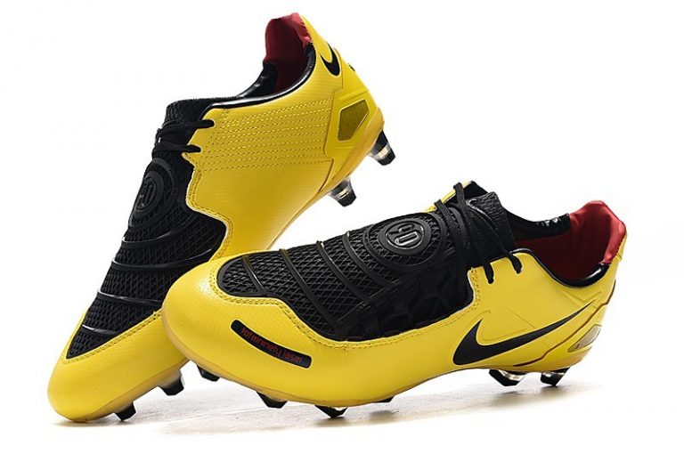 total 90 astro boots