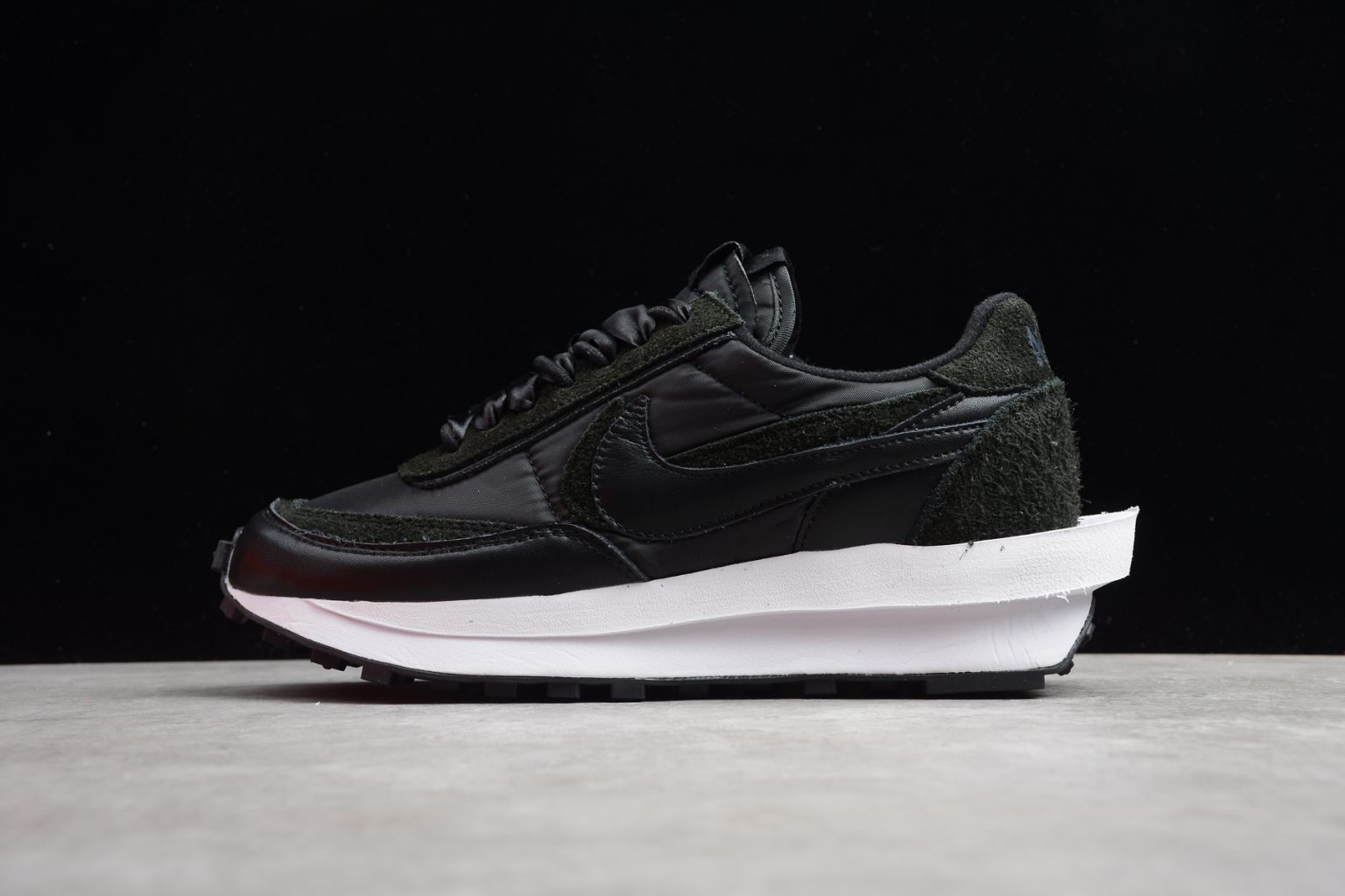sacai ld waffle black
