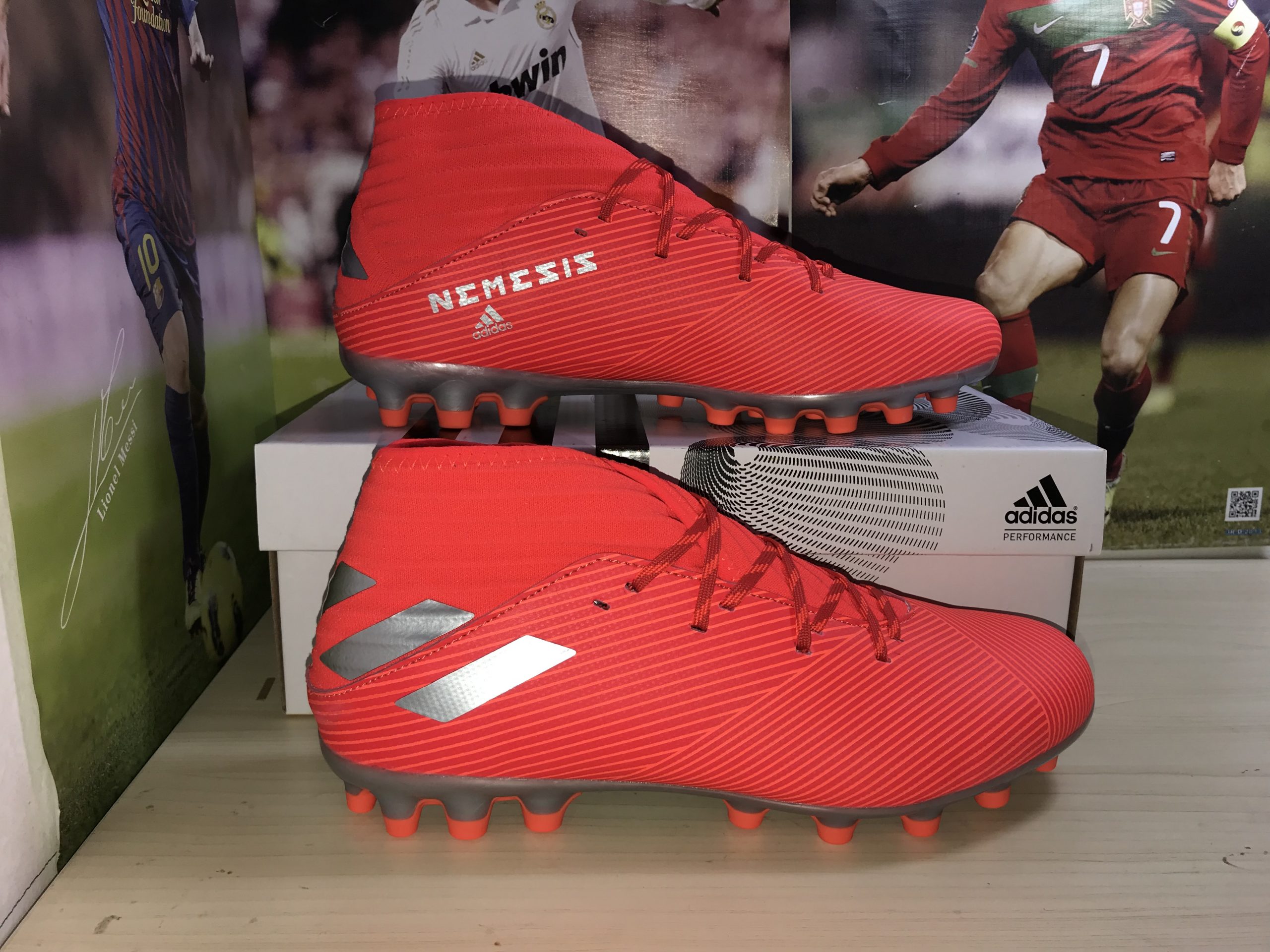 nemeziz 19.3 rojos
