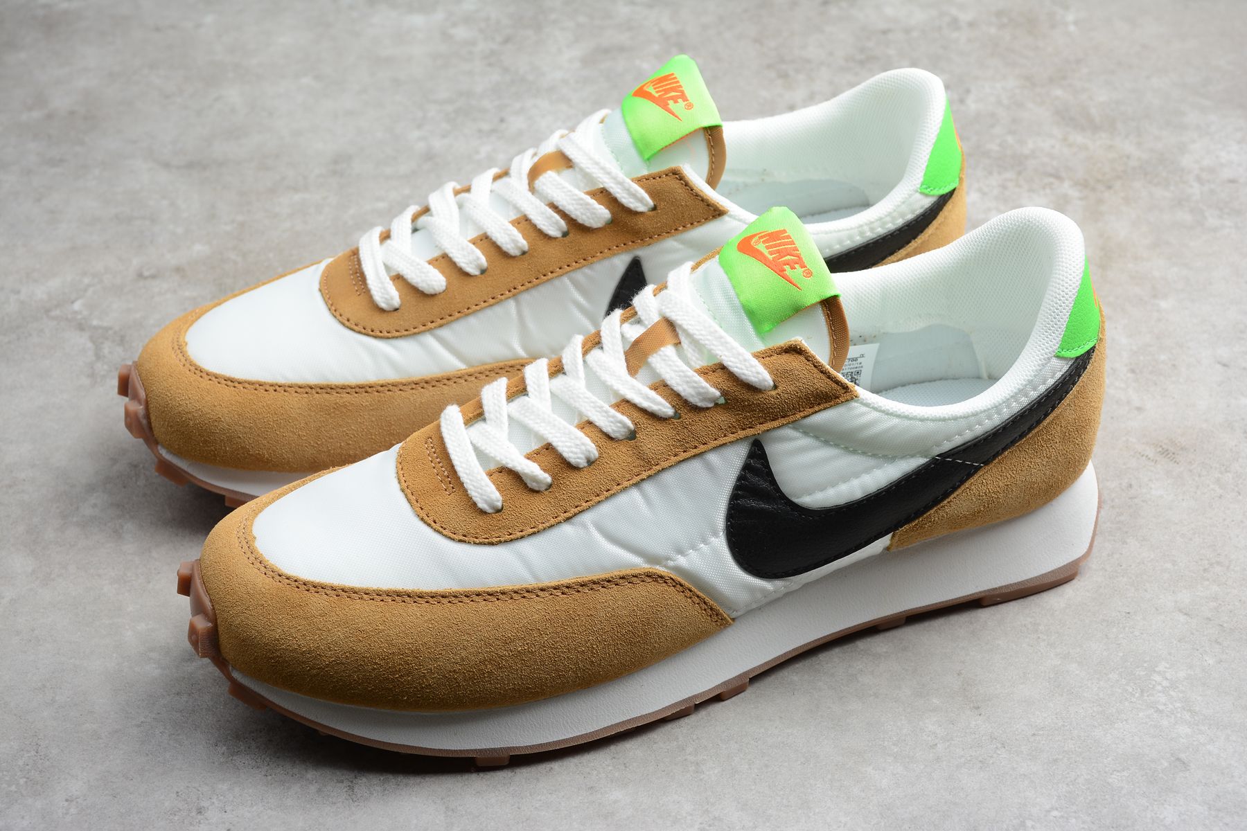 Nike Daybreak Casual Shoes Leather Nylon Suede