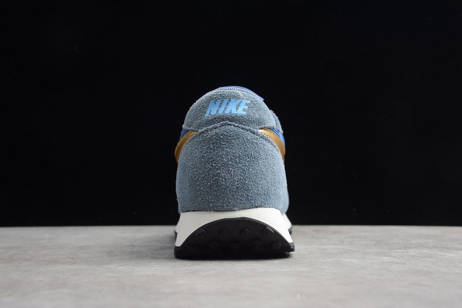 daybreak metallic silver