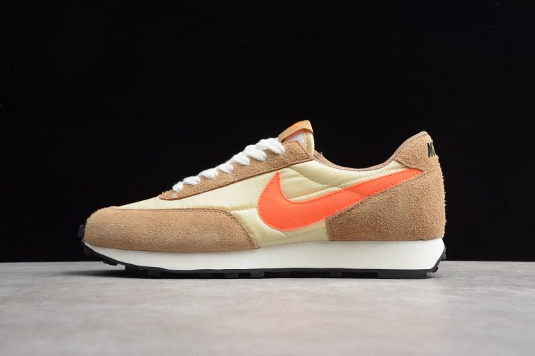 nike daybreak orange blue