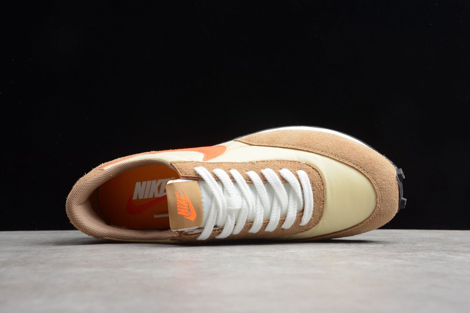 nike day break orange