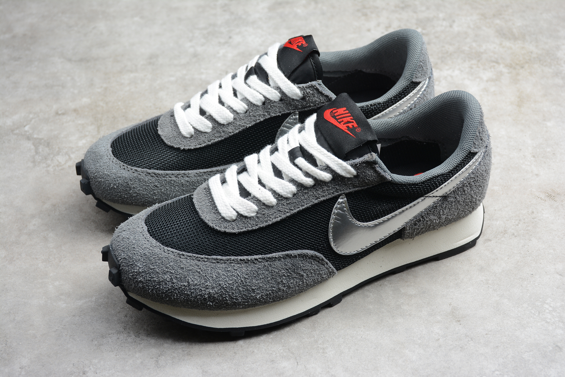 Nike Daybreak SP 'Black' Shop