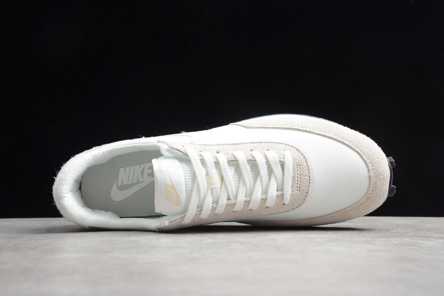 nike daybreak sail