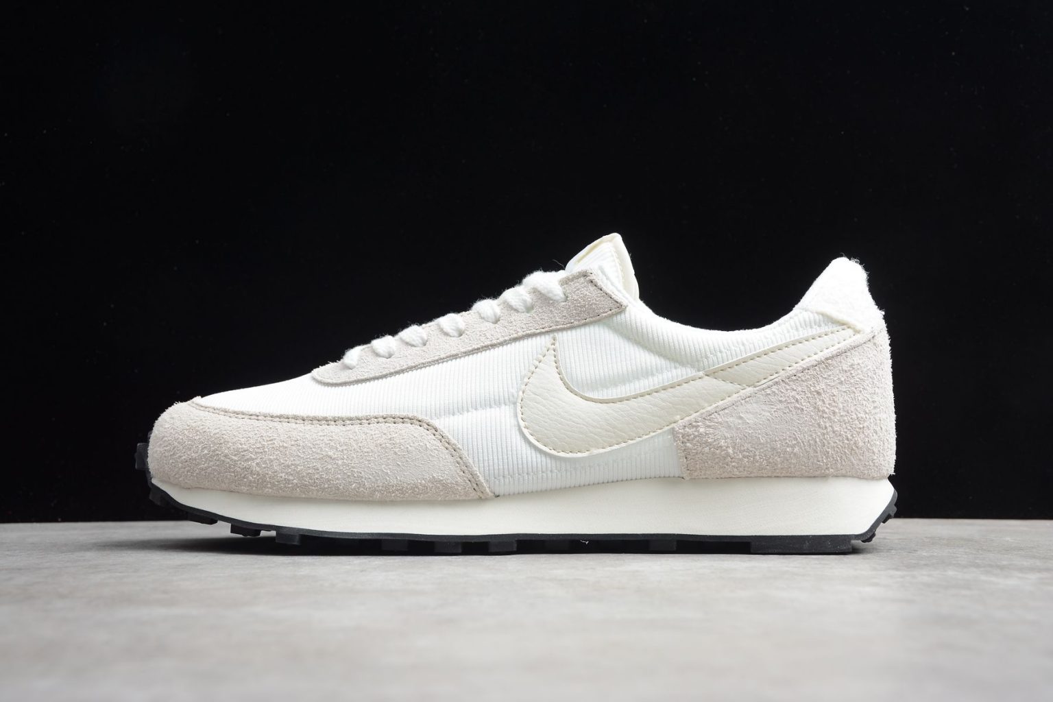 nike daybreak sail