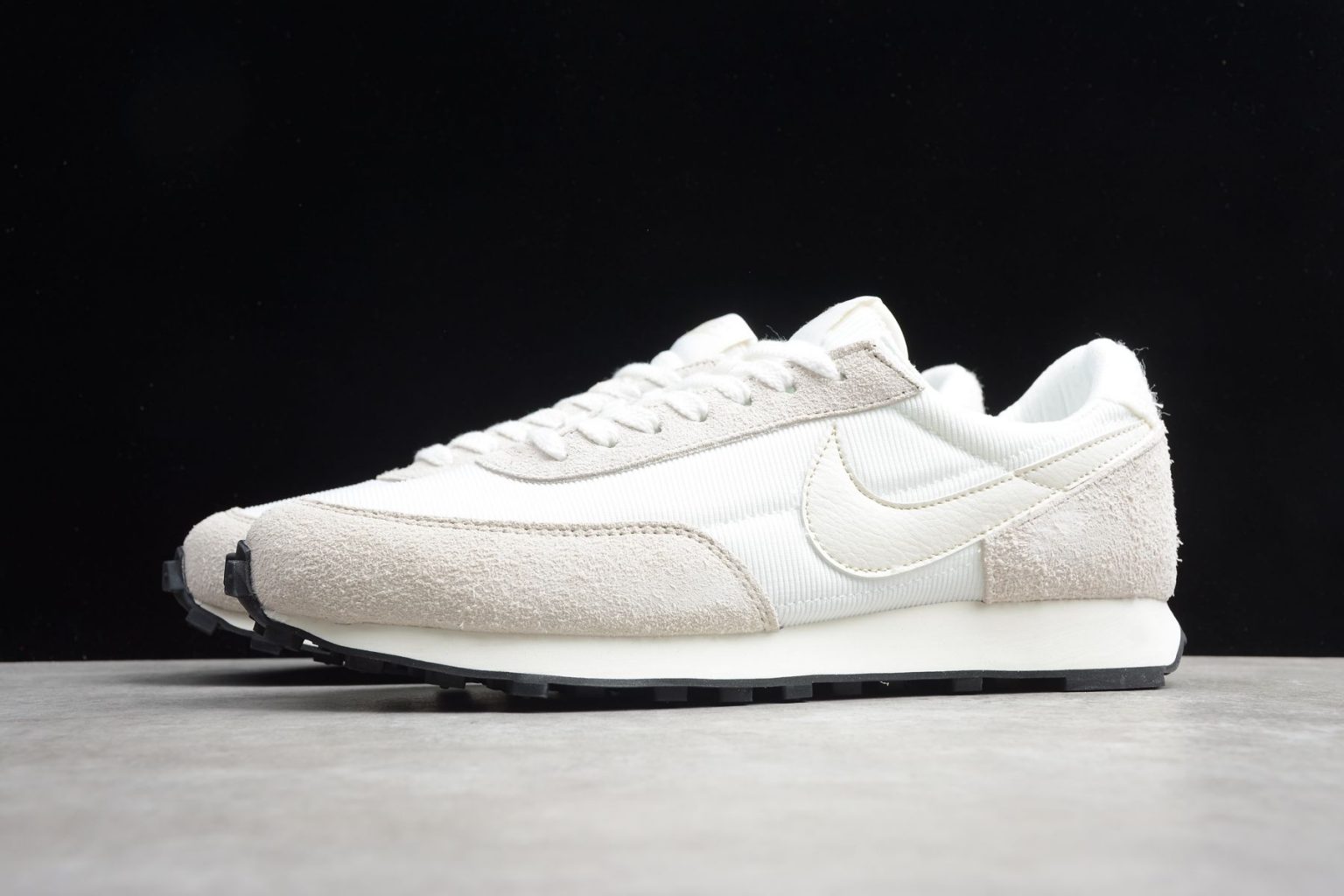 nike daybreak sail