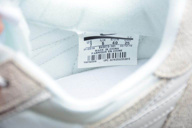 ld waffle sacai nylon white