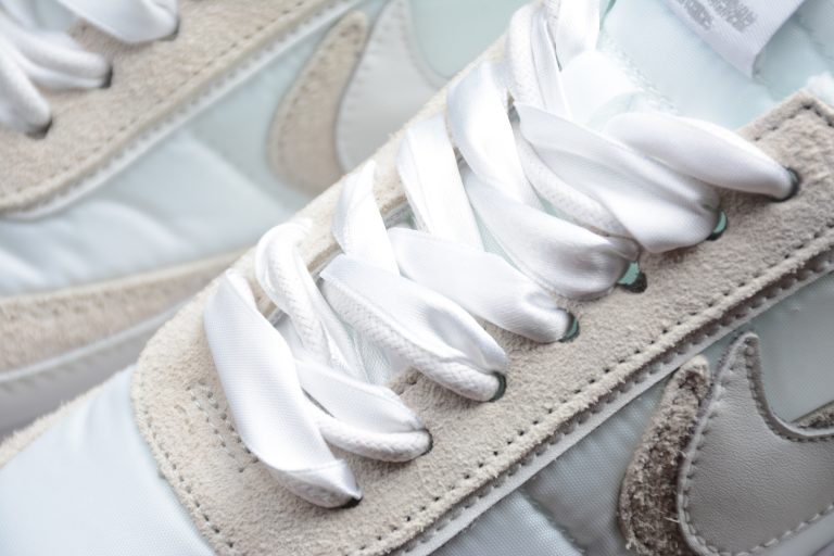 ld waffle sacai nylon white