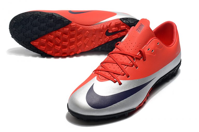 mbappé boots 2020