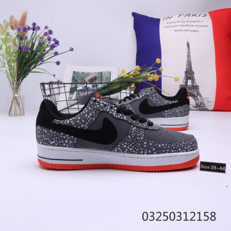 Nike Air Force 1 Low AF1 Gray Gold Right