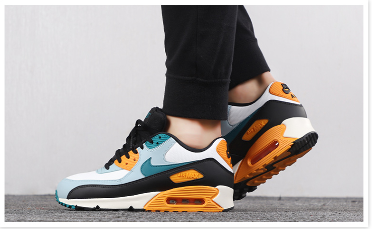 nike men's air max 90 essential running shoes