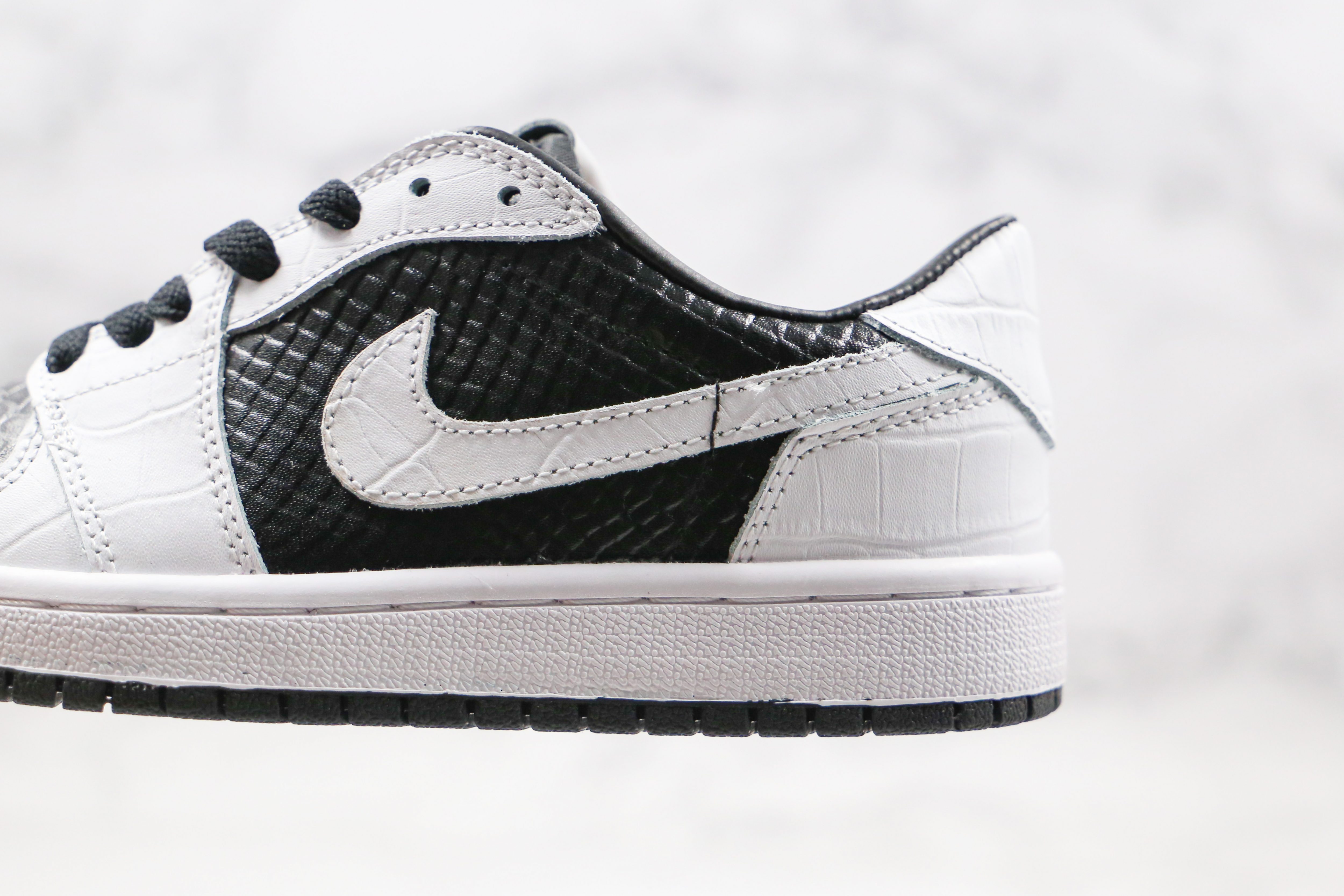 ordan Low Gang AJ1 Black White Yin Yang Tai Chi Snake Pattern side