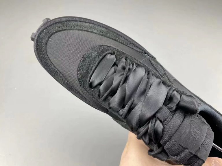 sacai x nike ldwaffle nylon white