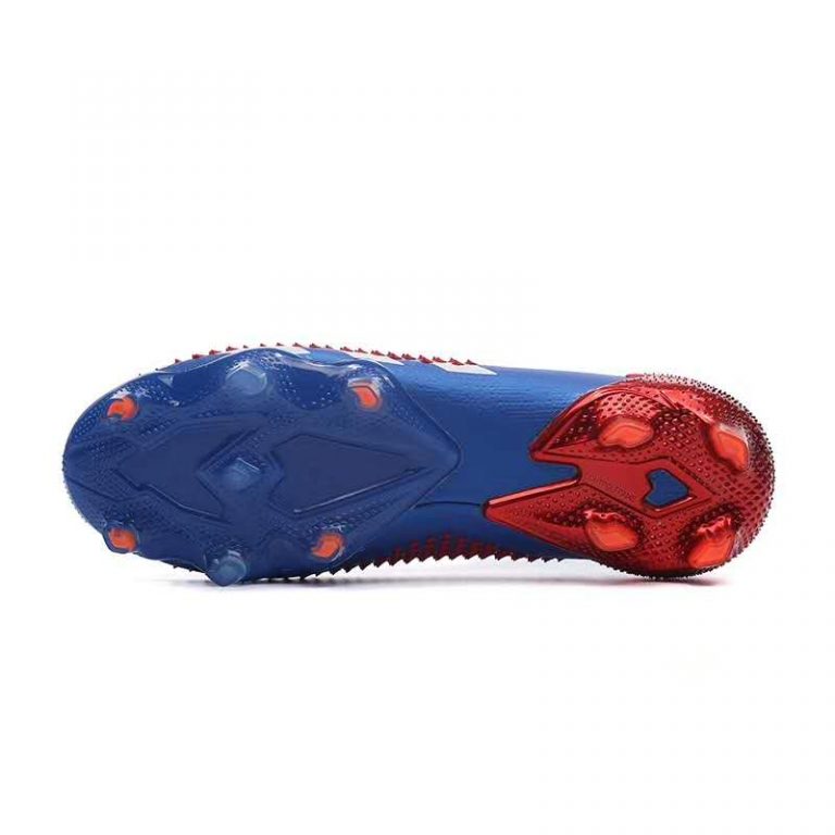 indoor soccer shoes bottom