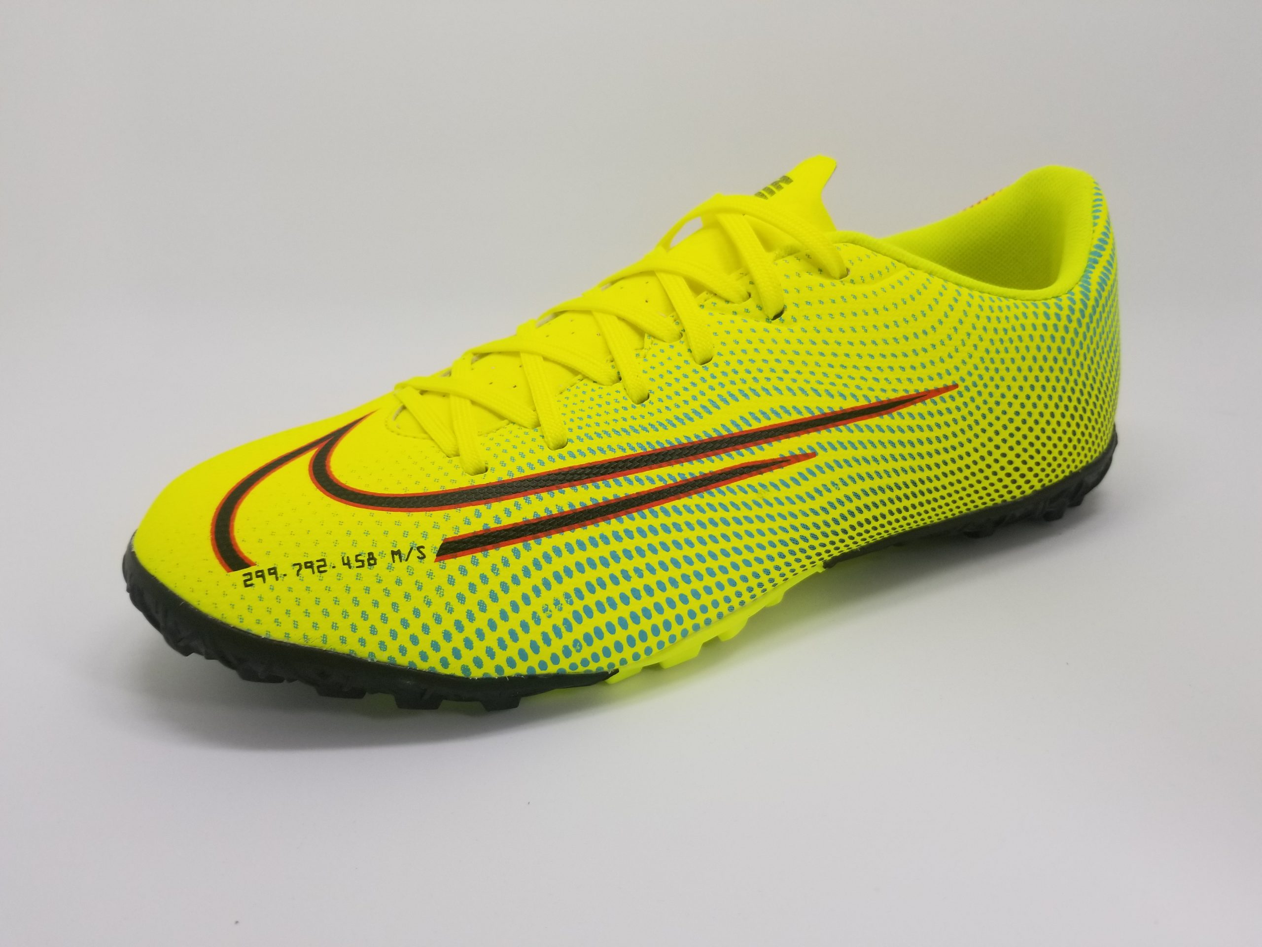 Nike Mercurial Vapor 13 Academy yellow