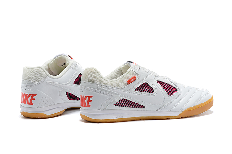 supreme x nike sb gato white