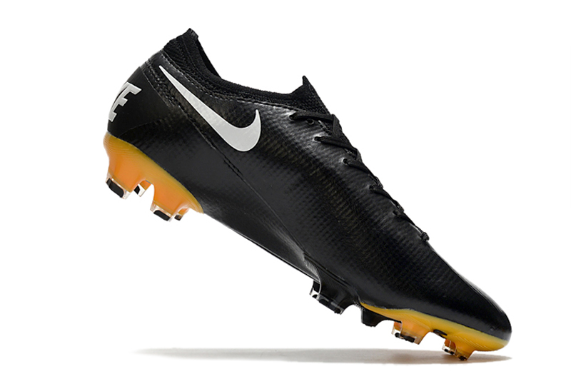 mercurial vapor black and gold