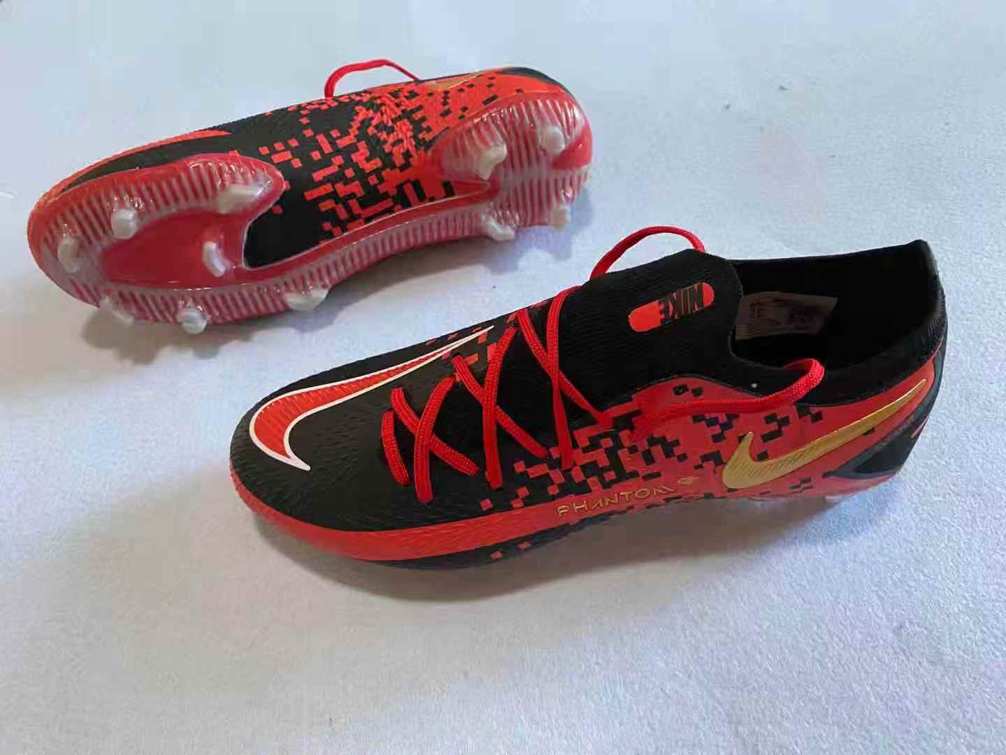 Nike Phantom GT Elite FG SIZE red and black football boots