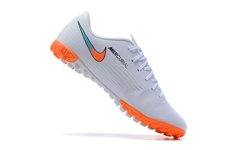 Nike Mercurial Vapor 13 Academy TF orange and white football boots Inside