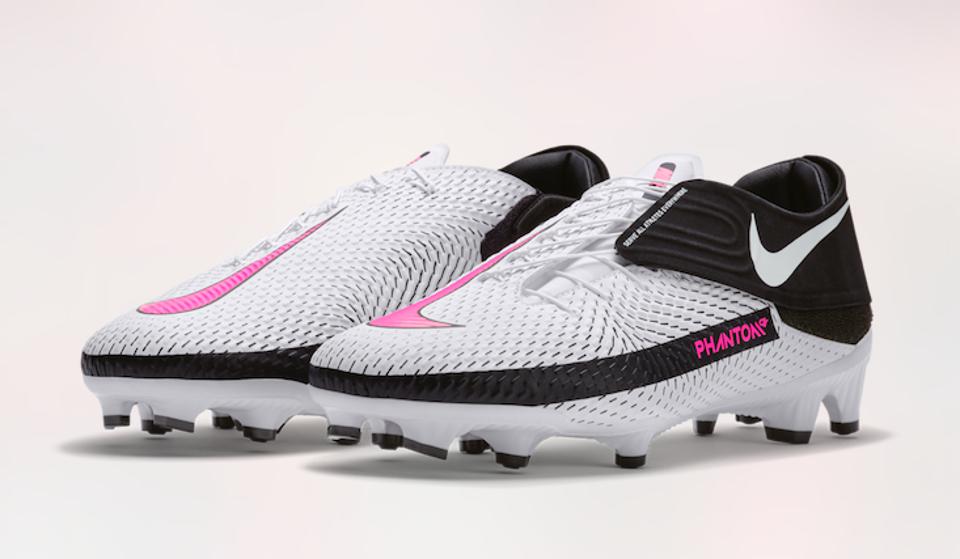 NWSL's Carson Pickett Explains Benefits Of Nike's New FlyEase Technology In  Soccer Cleats
