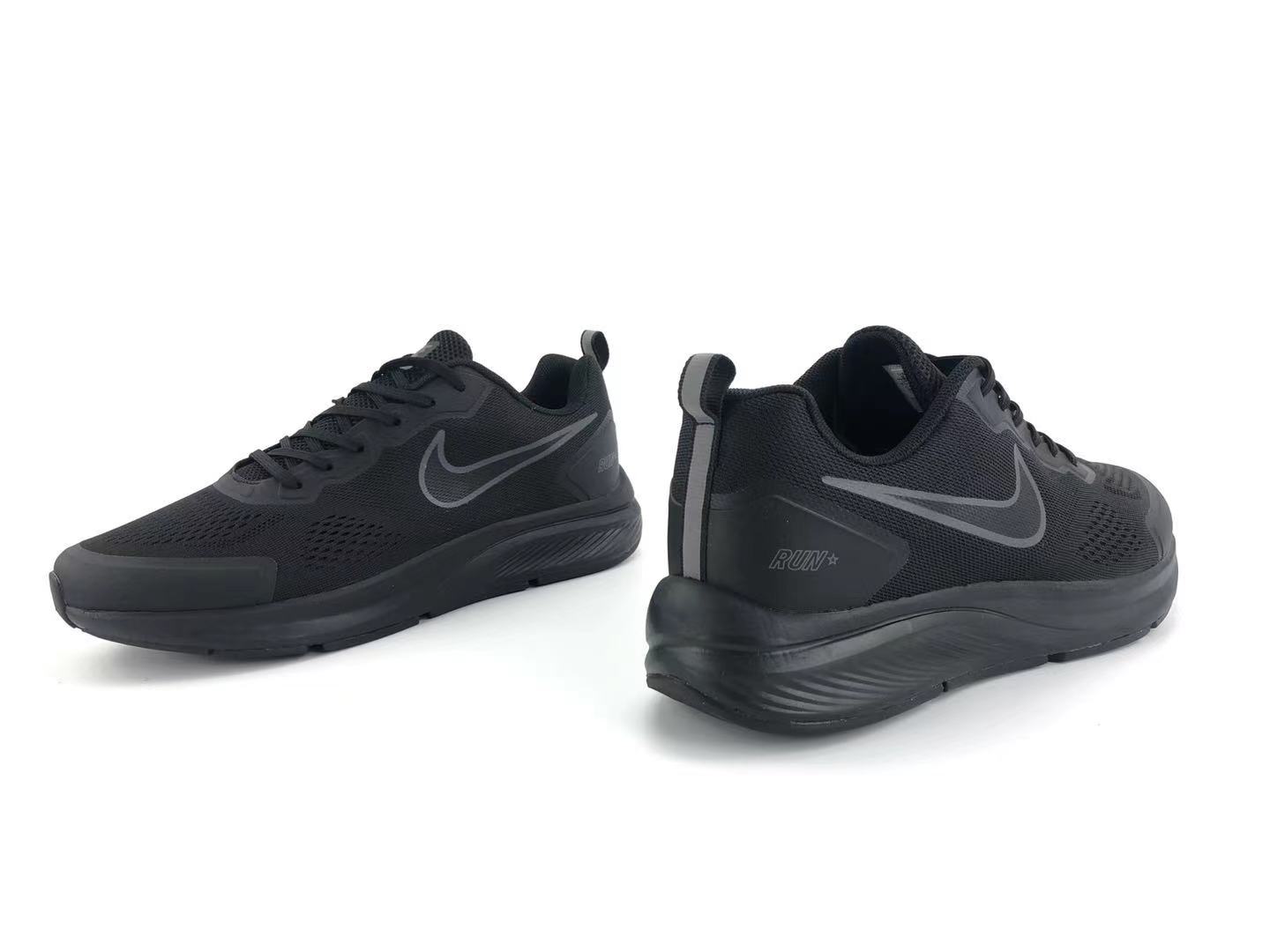 Nike Air Zoom 27 black running shoes Behind