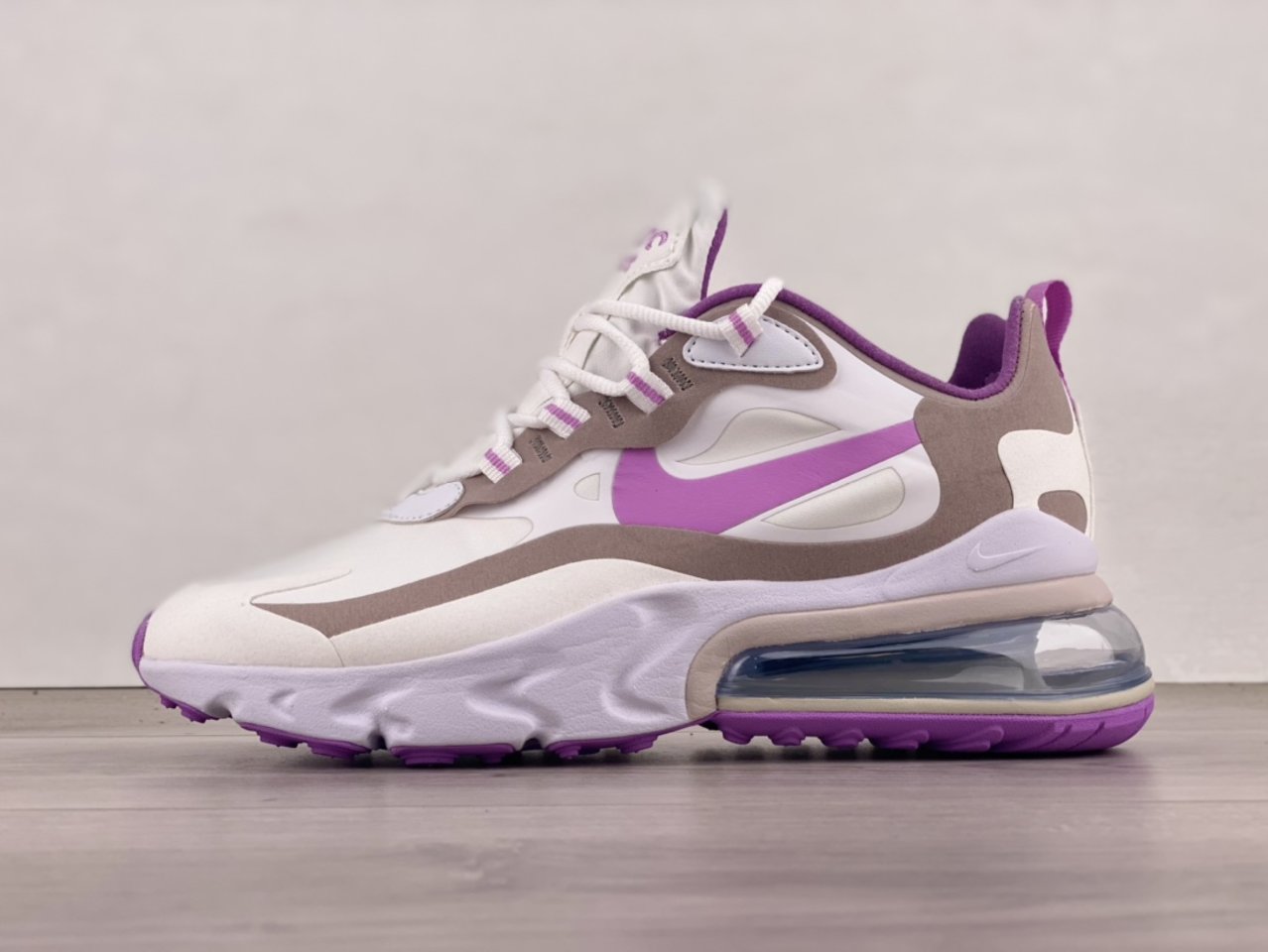 Nike Air Max 270 React WMNS CZ1609-100