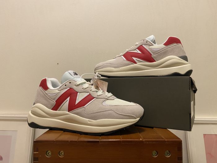 New Balance M5740CC gray and red casual shoes