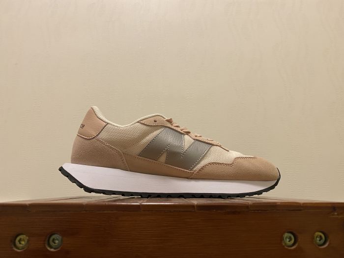 New Balance MS237CA casual shoes