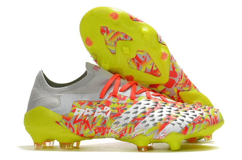 ADIDAS PREDATOR FREAK .1 LOW FG waterproof low-top football shoes