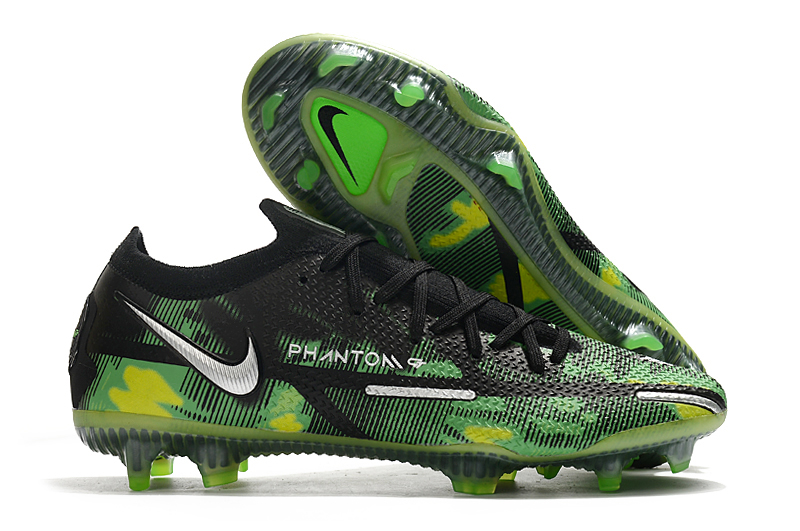 Nike Phantom GT2 Elite FG green black and gold football shoes overall