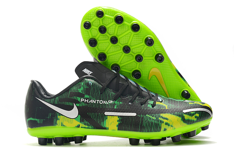 Nike Phantom GT 2 Low Top AG Spike Football Boots Outside
