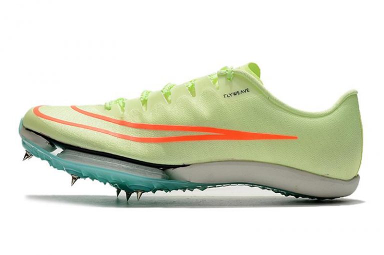 spikes nike flywire