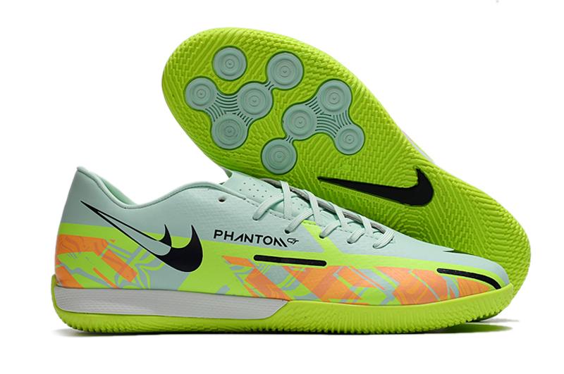 Nike React Phantom GT2 Pro IC Football Boots